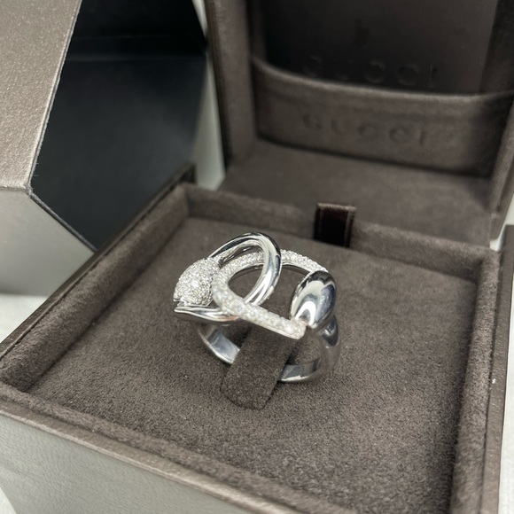 GUCCI RARE White Gold Ring w/Box - Picture 3 of 6